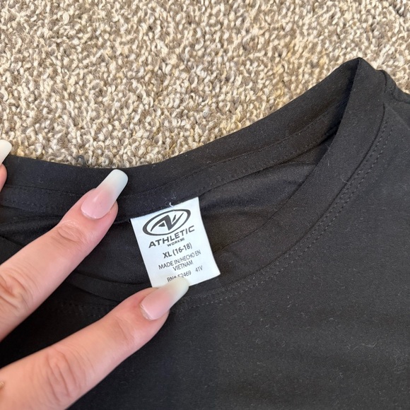 Athletic Works top - Picture 2 of 3